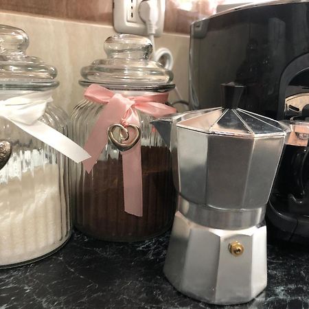 Garsoniera Relax Drumul Taberei ブカレスト エクステリア 写真